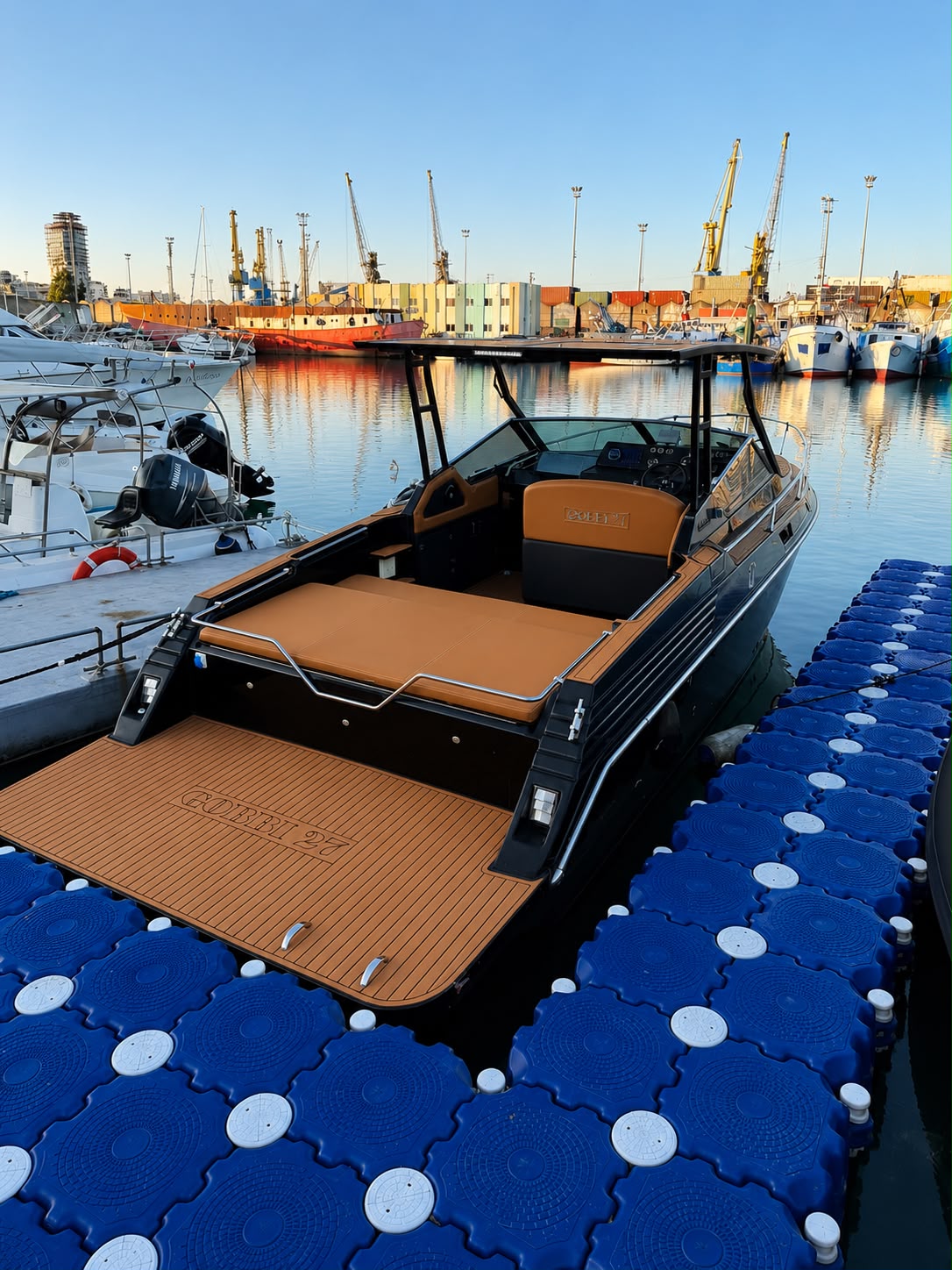 Gobbi 27 sport cruiser at golden hour